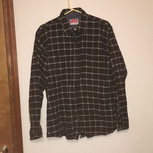 Wrangler flannel, great condition. Size L